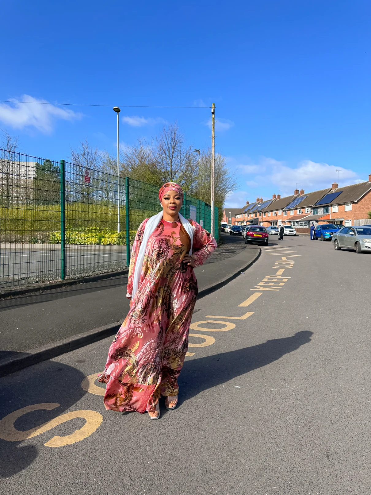 Nisah Kaftan with matching scarf [FREE SIZE]